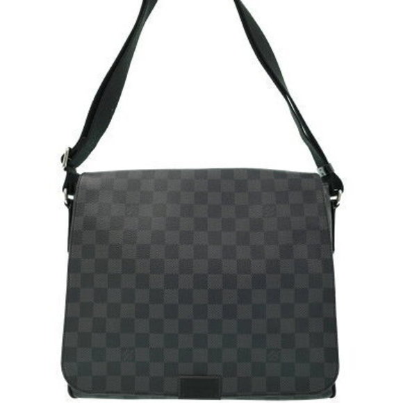 Louis Vuitton Damier Graphite Black District MM Shoulder Bag - Picture 1 of 8